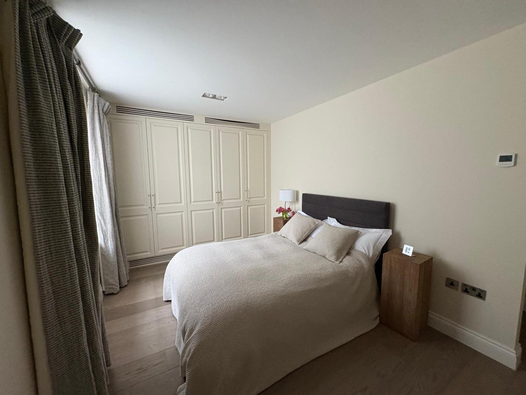 Luxury 4 Bedrooms 5 Baths 2 Receptions Family House With Garden Chelsea Londen